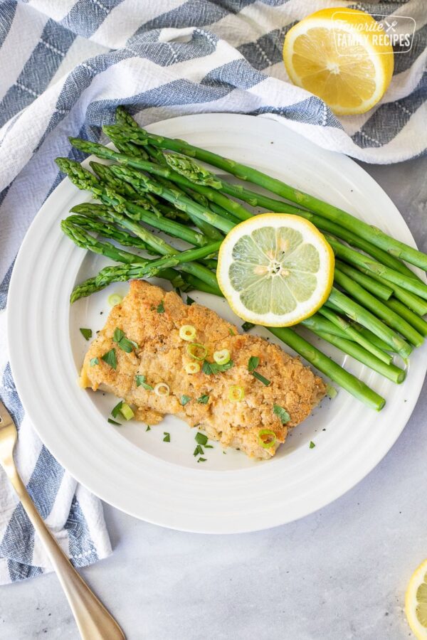 Plate-of-Baked-Mahi-Mahi-with-Parmesan-Crust